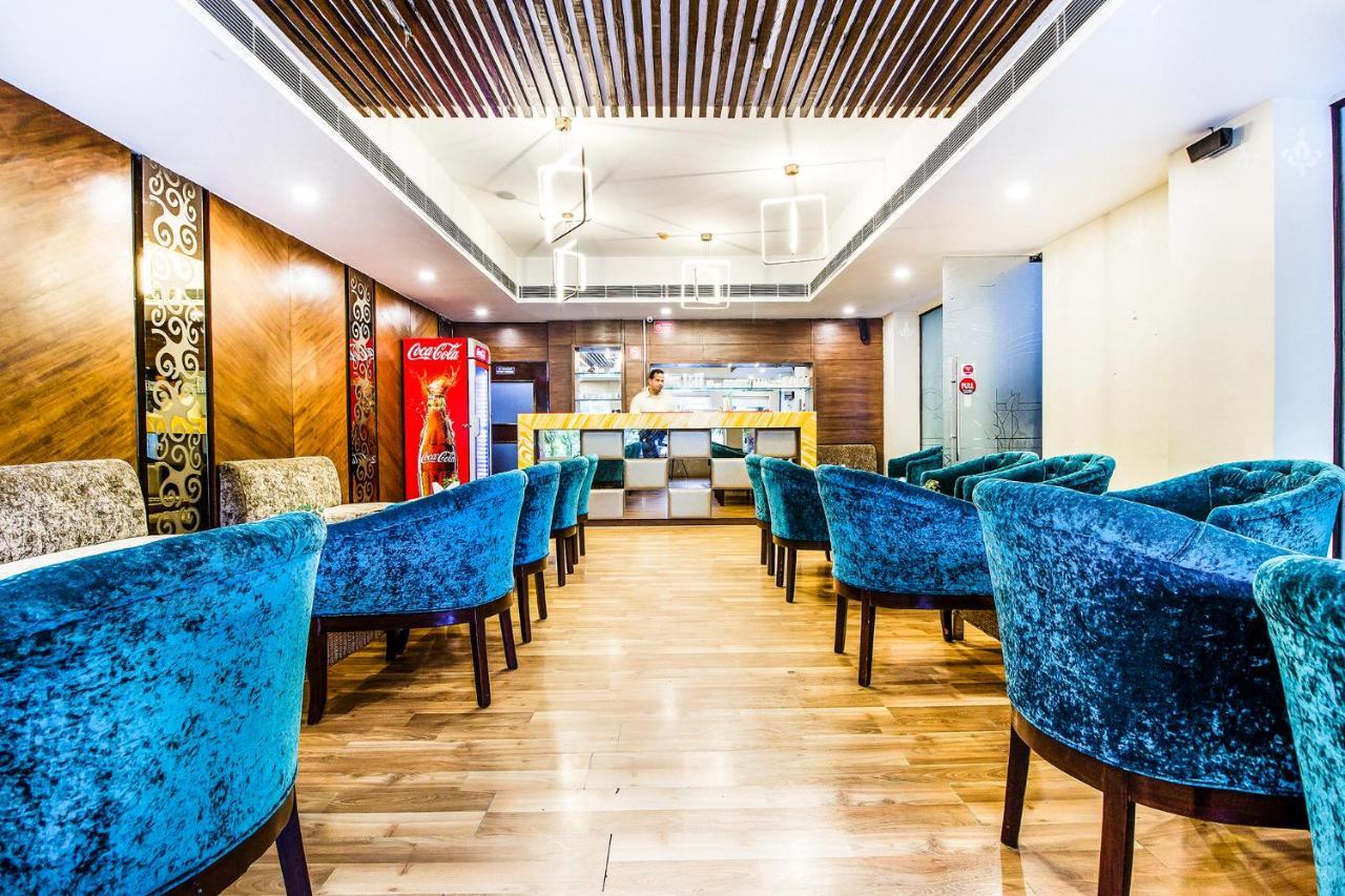 Fabhotel Le Monarque Chandigarh Exterior photo